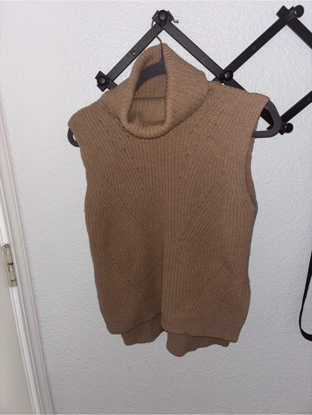 Madewell 100% Merino Wool Sleeveless Turtleneck Sweater Vest Brown Size S - Picture 2 of 5